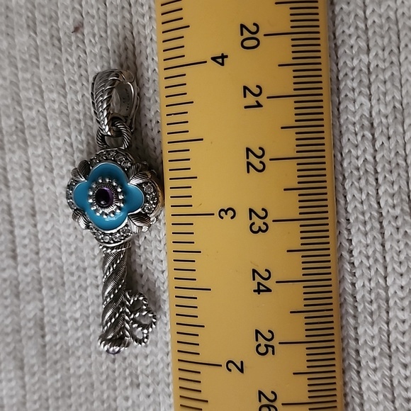 Judith Ripka Key Pendant, Retired Rare. - Picture 4 of 5
